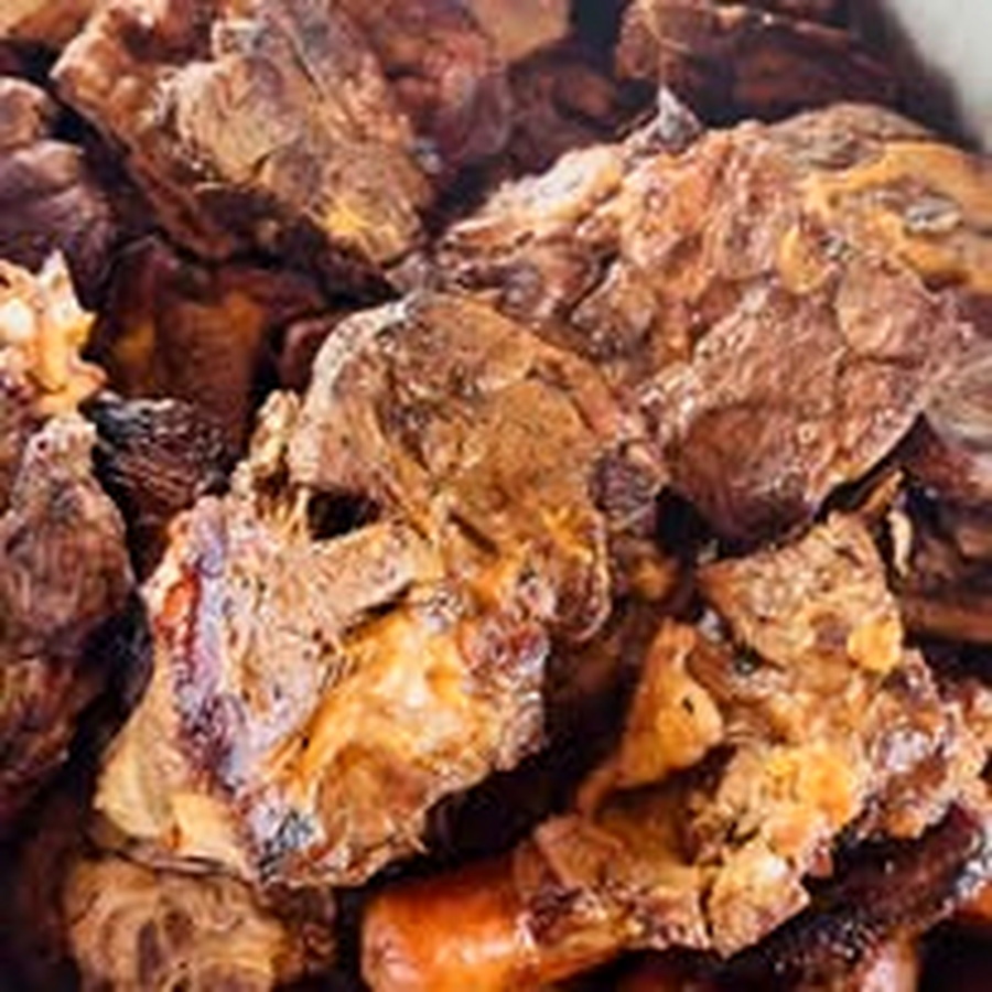 Cooked meat tray for catering